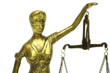 Adalet Kadını Terazili Biblo Dekoratif Hediyelik