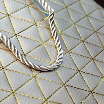 Büyük Boy Gümüş Ve Gold Desenli Karton Çanta