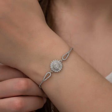 925 Ayar Gümüş Rodyum Baget Taşlı Sonsuzluk Bileklik