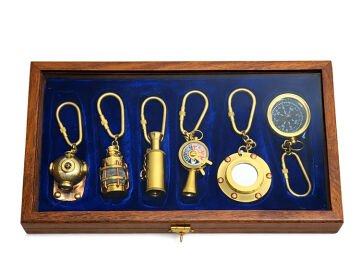 Ahşap Kutulu Denizci Temalı Pirinç Anahtarlık Seti