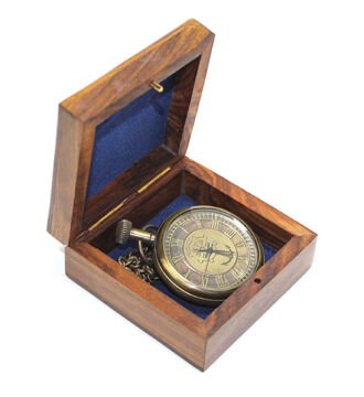 Kutulu Pirinç Köstekli Saat